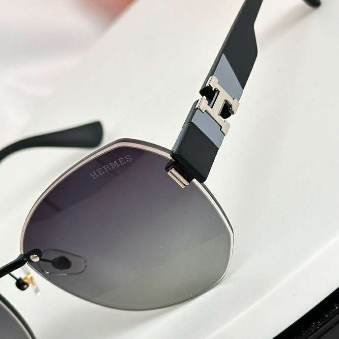 Picture of Hermes Sunglasses _SKUfw57302719fw
